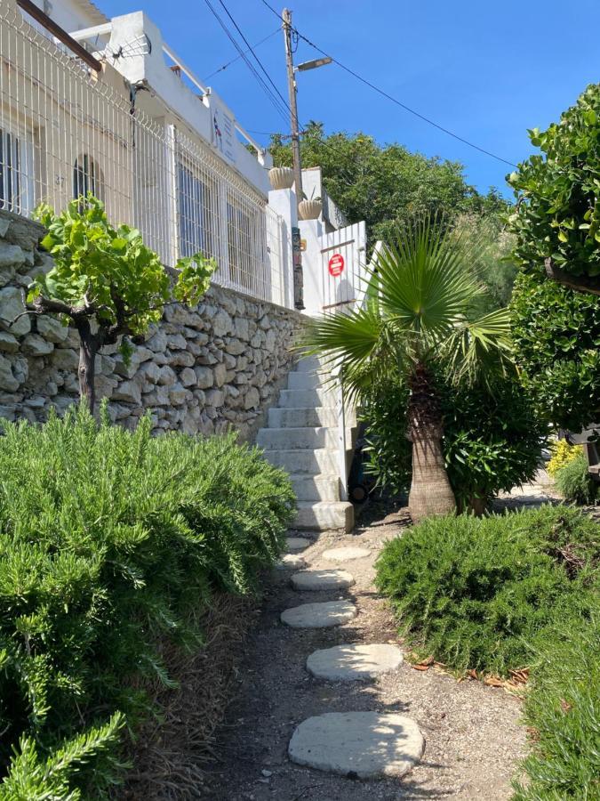 Au Coeur Du Parc National Du Massif Des Calanques, La Flibuste Des Goudes, Maison 2 Chambres, Climatisee, Jardins, Solarium, Proche Plage, Large Vue Mer Марсель Екстер'єр фото